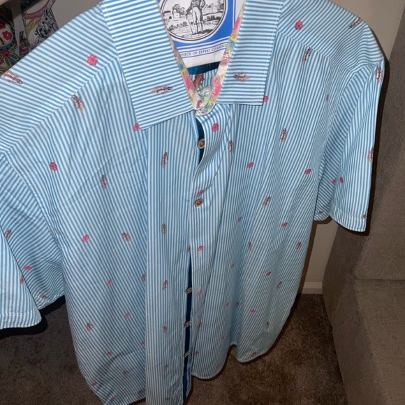 2 Robert Graham button ups 2xl & 3xl - Picture 8 of 13